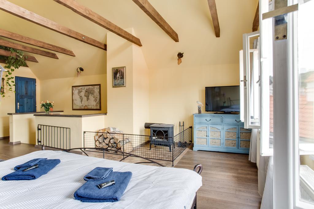 Amazing 5 Bedroom House Krumlov 82 - 4 Min Walk To Main Square Cesky Krumlov Ngoại thất bức ảnh