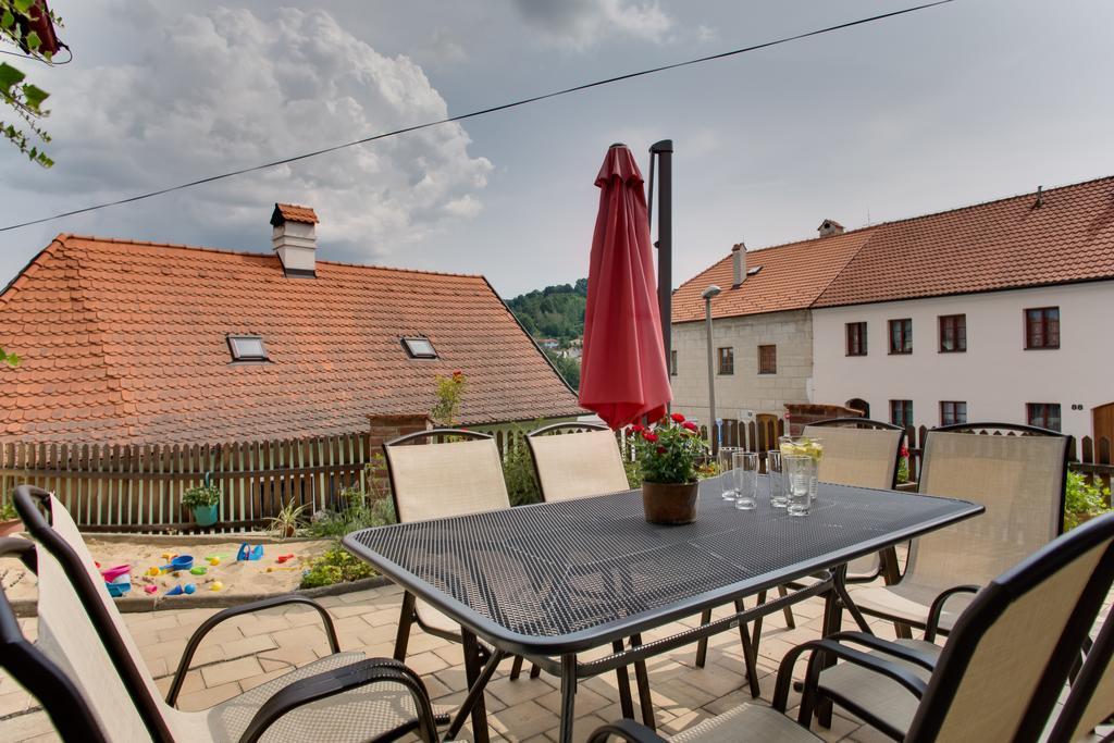 Amazing 5 Bedroom House Krumlov 82 - 4 Min Walk To Main Square Cesky Krumlov Ngoại thất bức ảnh